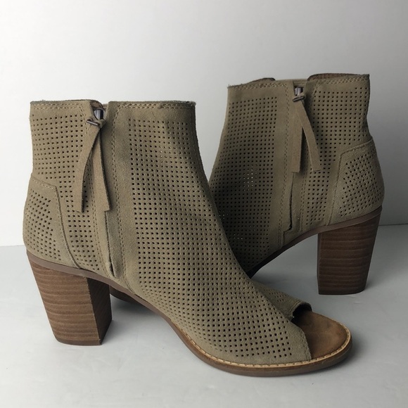 Toms Majorca Perforated Ankle Boots - Picture 8 of 13